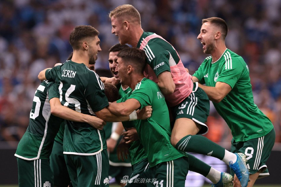 更衣室情绪 更衣室情绪