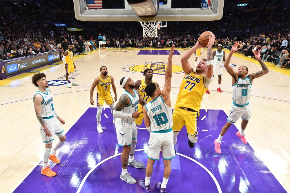 尔的主场并 尔的主场并