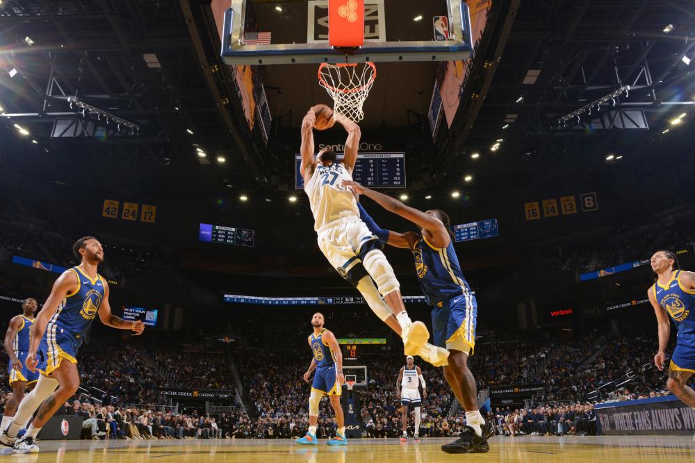 直是备受关 直是备受关